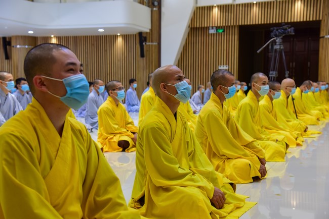 The 17th Dharma Talk Program: Confidences in the life of cultivation.